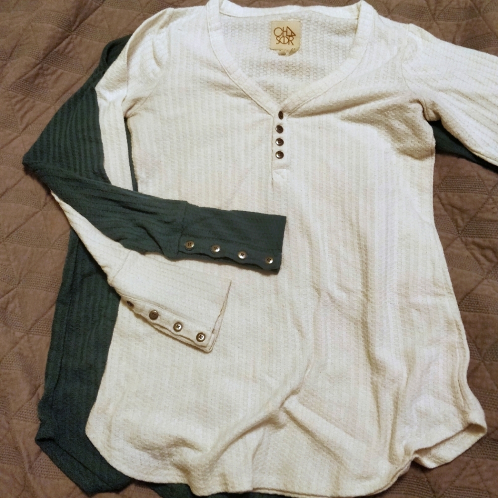 Pair of Chaser thermal tops